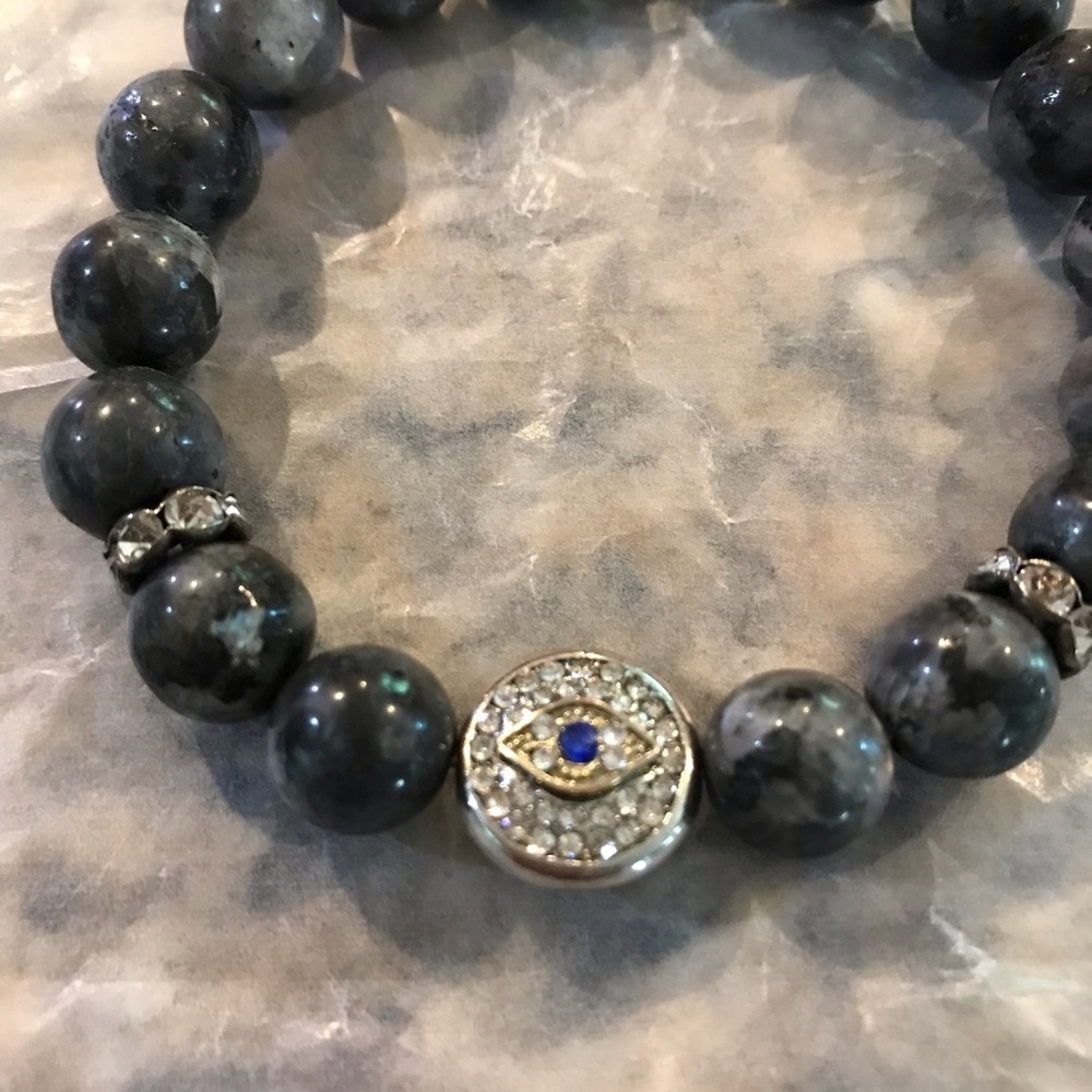 👁 Boutique Evil Eye Bracelet